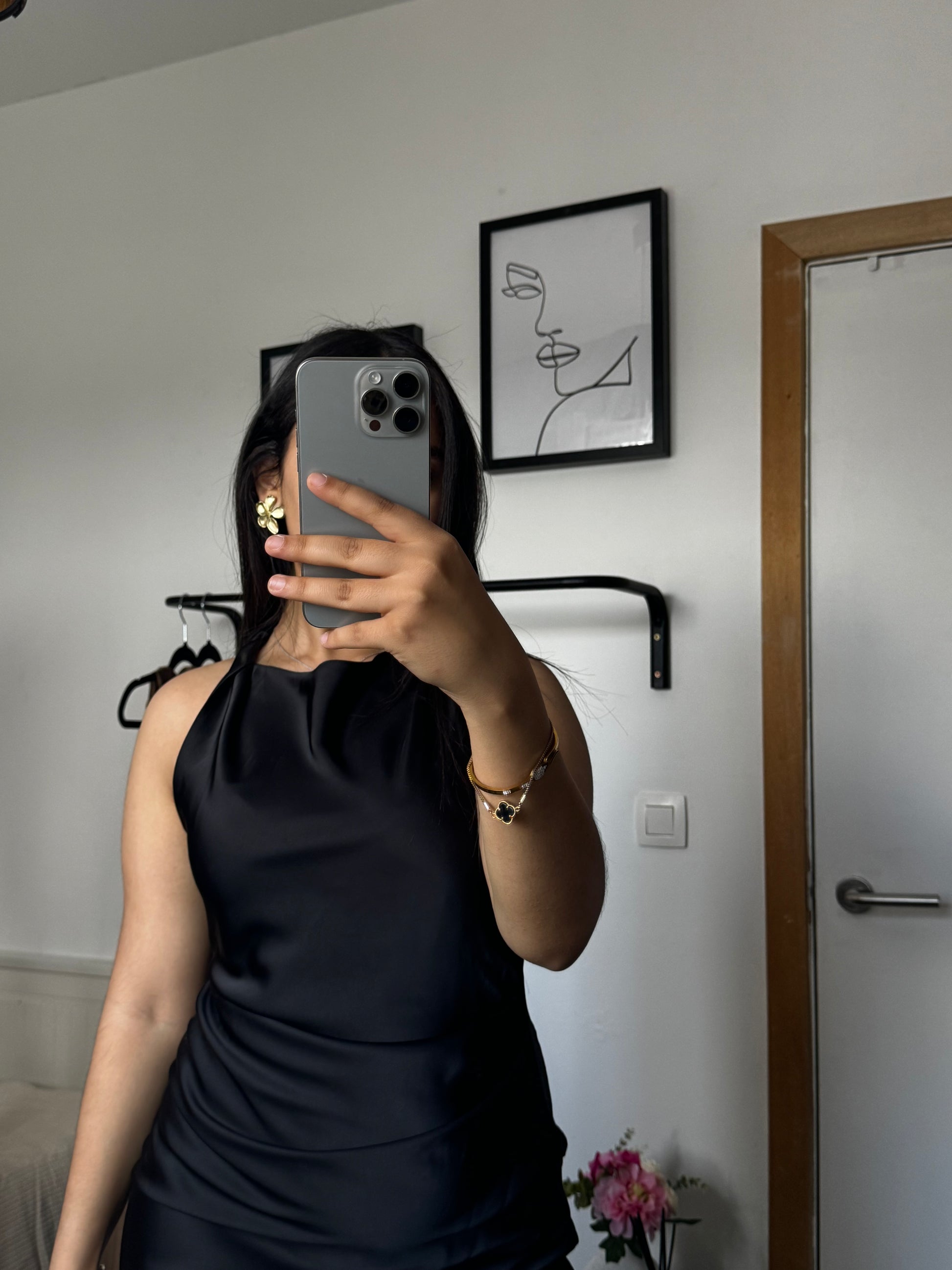 Robe satin noir