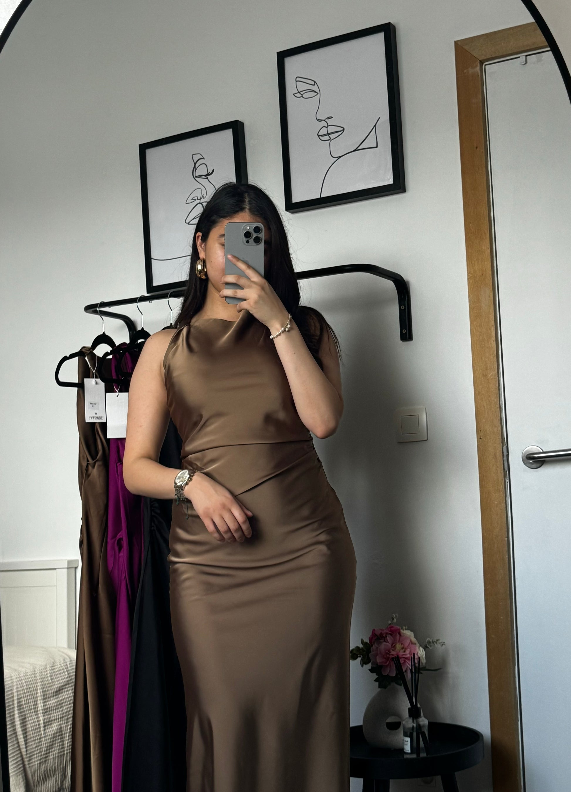 Robe satin marron